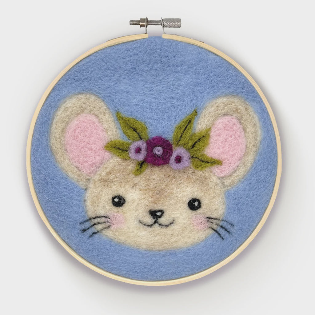 Floral Mouse in a Hoop Needle Felt kit